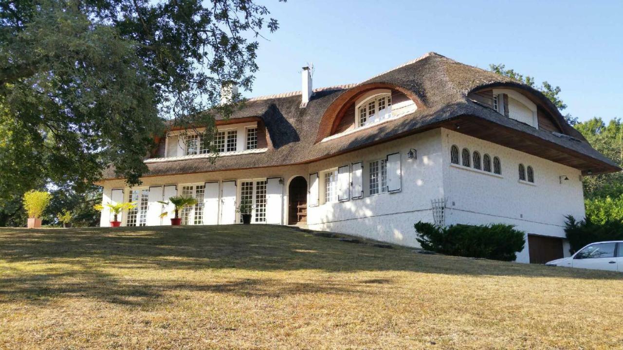 Bed and Breakfast La Belle Chaumiere Bretagne-de-Marsan Exterior foto